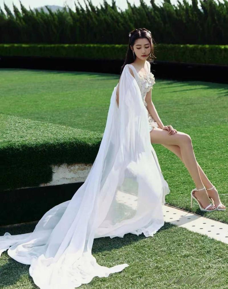 关晓彤和谁结婚了结婚照,关晓彤和谁结婚了 穿婚纱