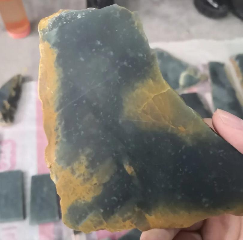 危地玛拉翡翠原石价格,危地马和缅甸翡翠原石区别