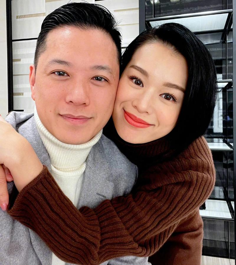 胡杏儿访谈与老公,胡杏儿落泪采访视频